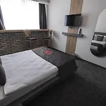 Dewy Otel 3*