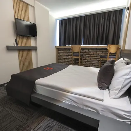 Abbara Otel