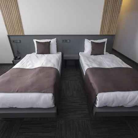 Hotel Dewy 3*